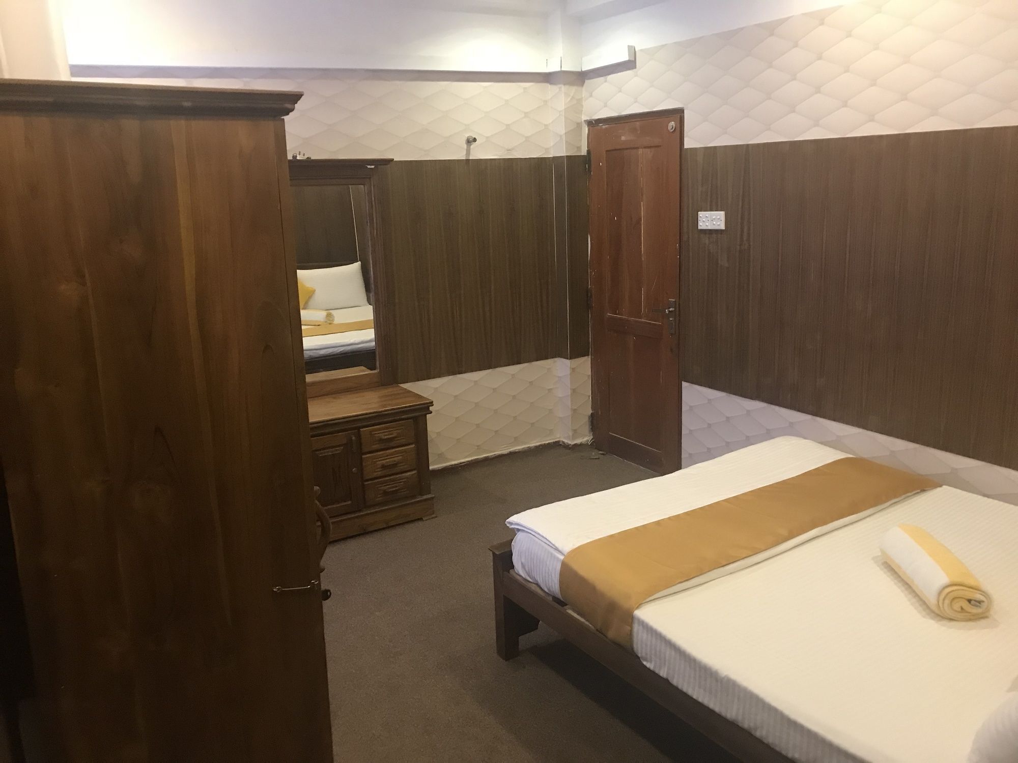 מלון קולומבו Oyo 112 Al Manaal Residency מראה חיצוני תמונה