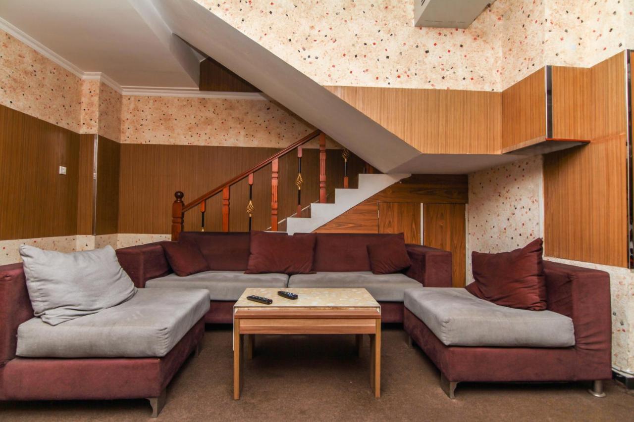 מלון קולומבו Oyo 112 Al Manaal Residency מראה חיצוני תמונה